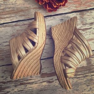 Sofft wedges women’s 9 . See photos for any wear